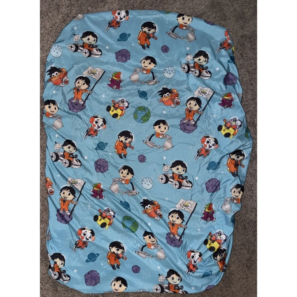 Ryans World Galaxy Explorers Red Titan‎ 3 Piece Twin Sheet Set